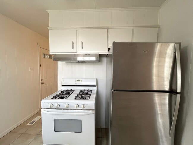 Photo - 326 N Summit St