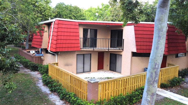 Building Photo - 8189 Severn Dr