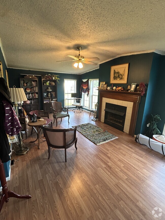 Building Photo - 586 Sells Ln Rental