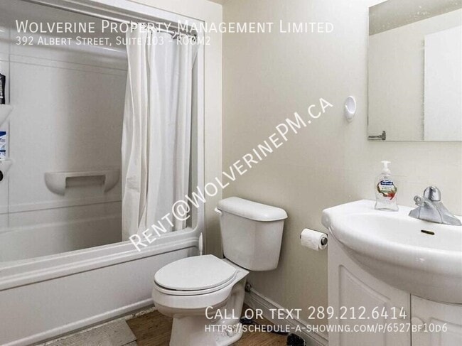 Photo - Female Student Housing in Waterloo - Students Only Unité 403-Room5
