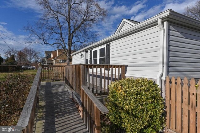 Photo - 1615 Grange Rd