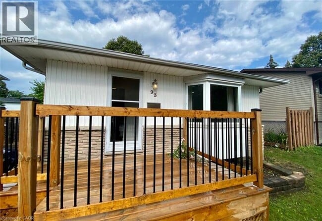 Photo - 93 Glenroy Rd