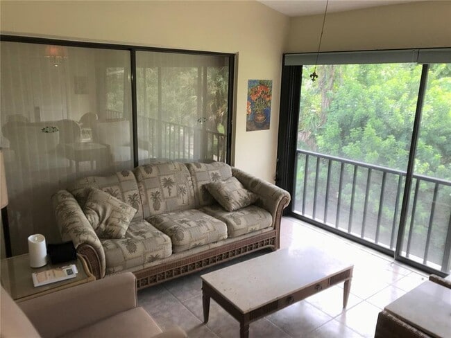 Photo - 6028 Oak Creek Ln Unit 1931