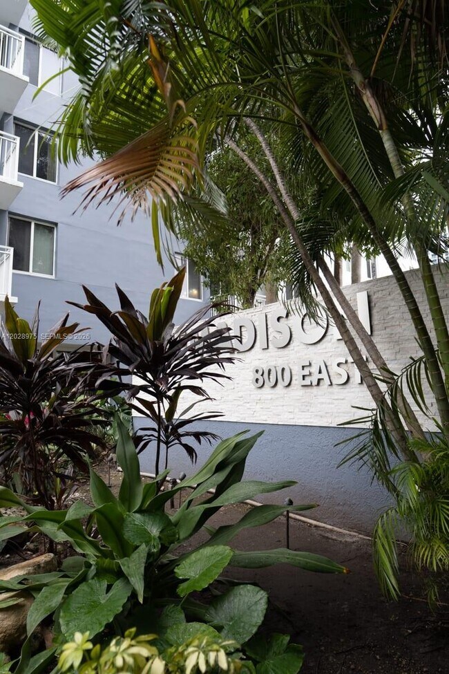 Photo - 800 N Miami Ave Unit E-906