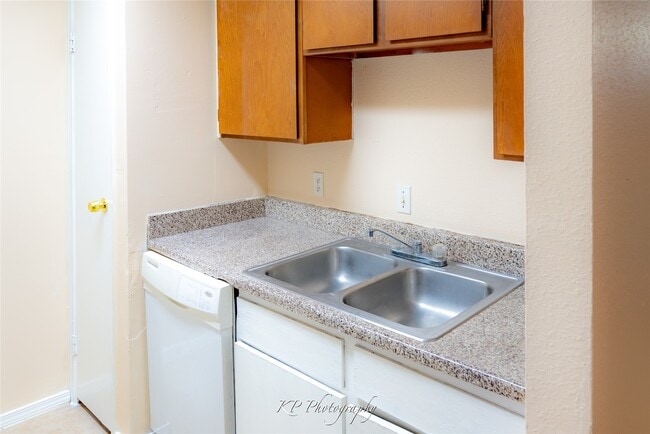 Photo - 12500 Sandpiper Dr