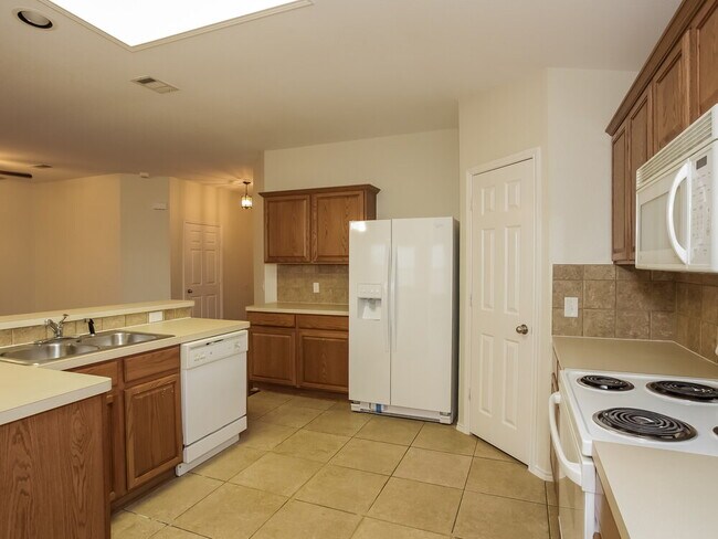 Photo - 2525 Tar Heel Dr