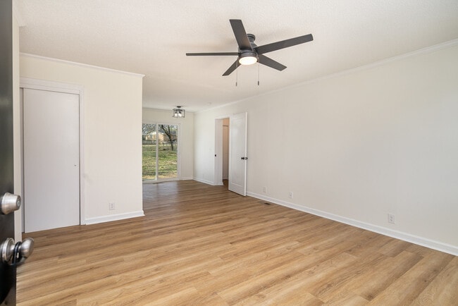 Photo - 122 Brookside Dr