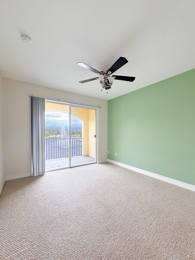 Photo - 55 SE Palermo Unit 201