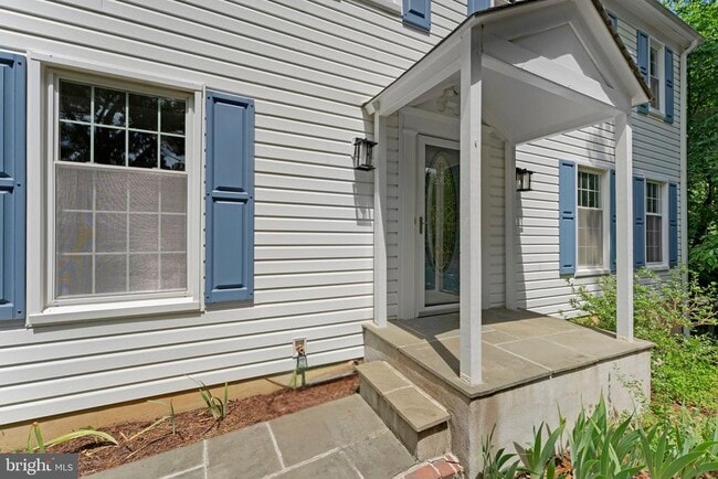 Building Photo - 2305 Acton Dr Rental