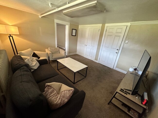Photo - Provo City Center - 1 Bedroom Apartment