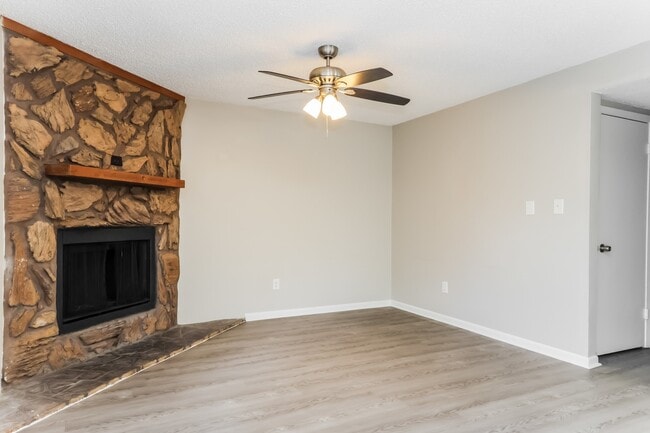Photo - 11122 Hanning Ln