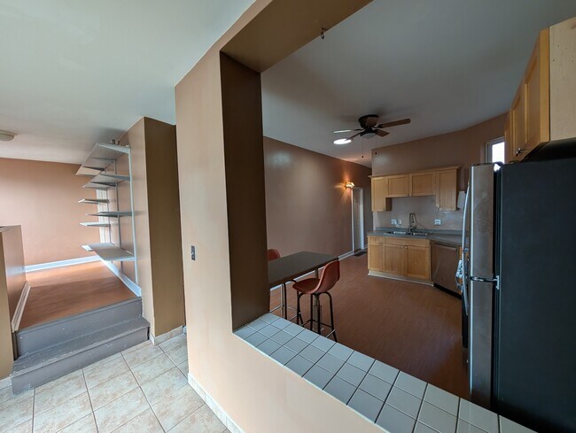 Photo - 3145 W Augusta Blvd Unidad 2