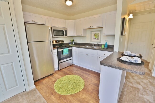 Photo - COMPLETELY UPDATED & READY 05-08-26!! 2-Bedroom 2nd Floor Duplex Just Minutes to the Beach!