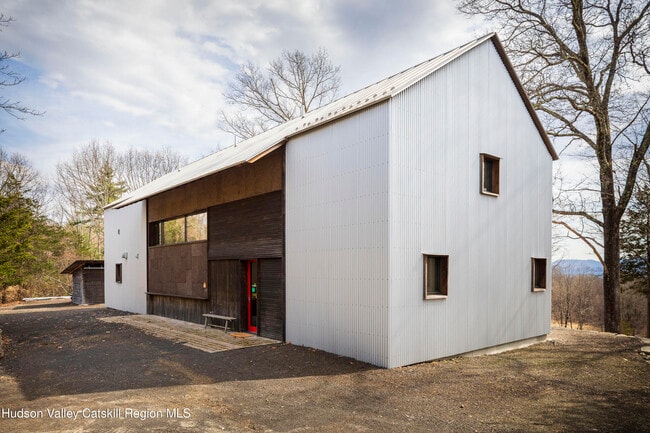 Building Photo - 94 Cherry Hill Rd