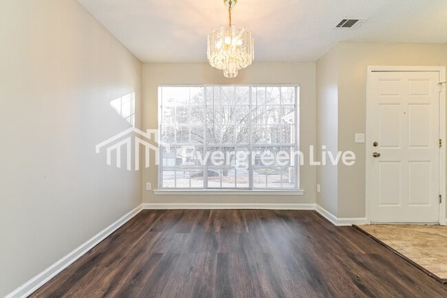 Photo - 3431 Hollow Oak Dr