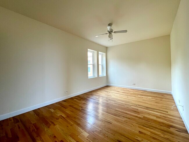 Photo - 2349 N Drake Ave Unit 3