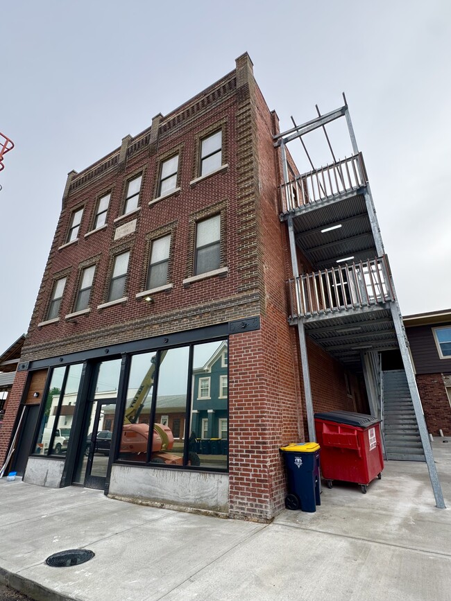 Photo - 517 Gillis St Unit 202