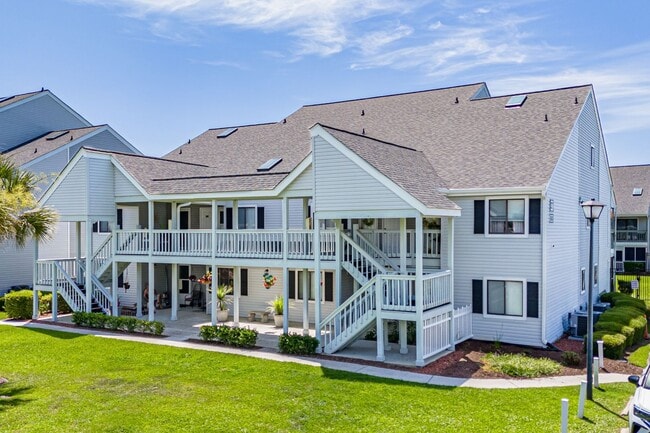 Building Photo - ***Free Utilities***Please note, this is a... Rental