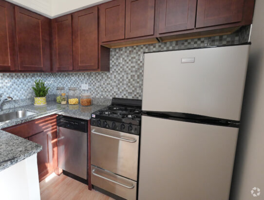 Building Photo - 514 W Barry Ave Unit 2 Rental