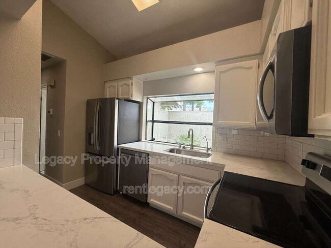 Photo - 7059 Sprig Dr