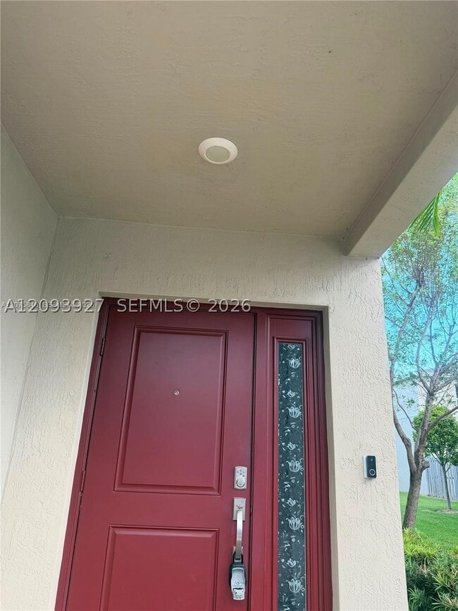 541 NE 5th Terrace