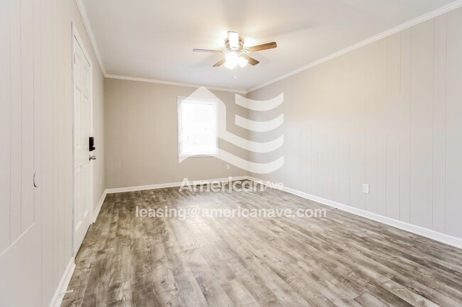 Photo - 706 Woodmont Cir