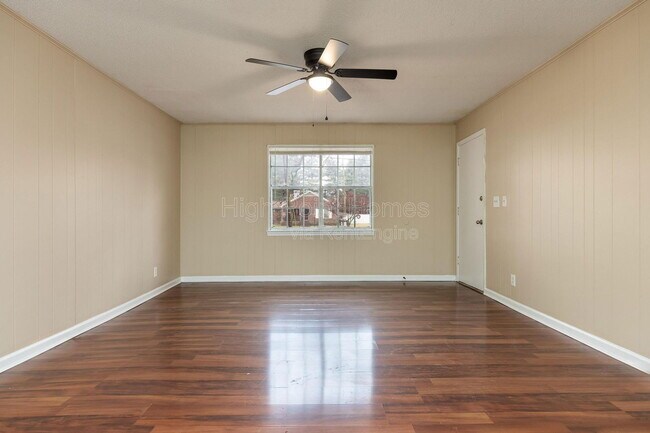 Photo - 125 Swafford Rd