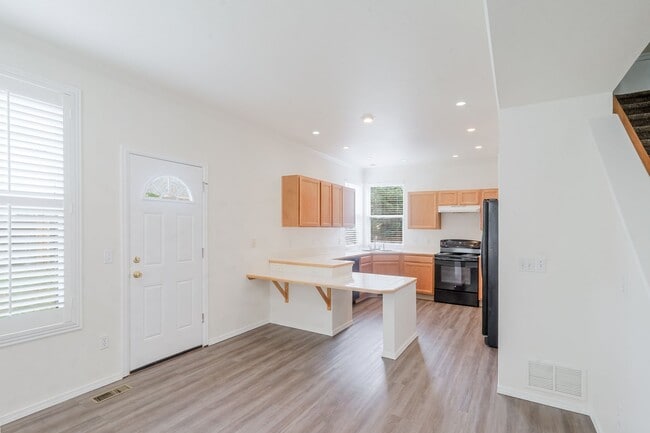 Photo - 8302 Cooper River Dr