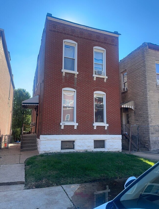 Photo - 3222 N Dakota St Unidad 1F