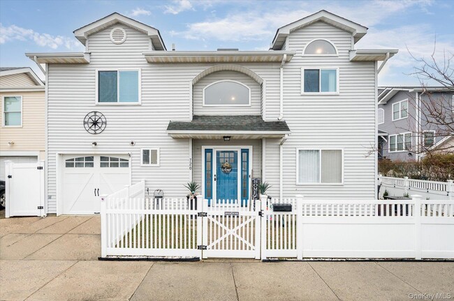 Photo - 720 W Park Ave House