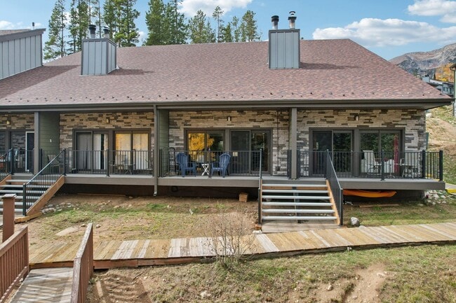 Photo - Serenity and Views with this 3 bedroom/3Bathroom Townhome in Buffalo Ridge