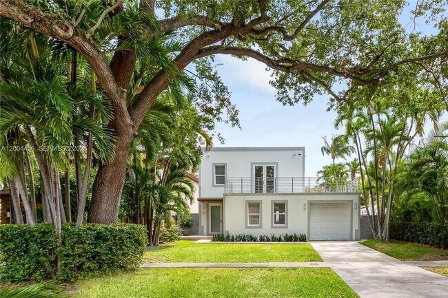 Building Photo - 152 SW 20th Rd