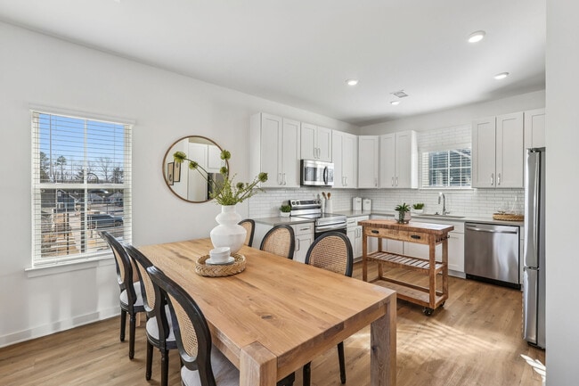 Photo - Hamlet at Avalon Park - Homes and Townhomes for Rent