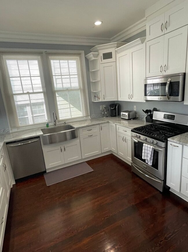 Photo - Gorgeous 3BD/1BA in MidCity Unit 3101 Palmyra Street