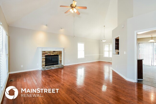 Photo - 2501 Lorne Ct SW