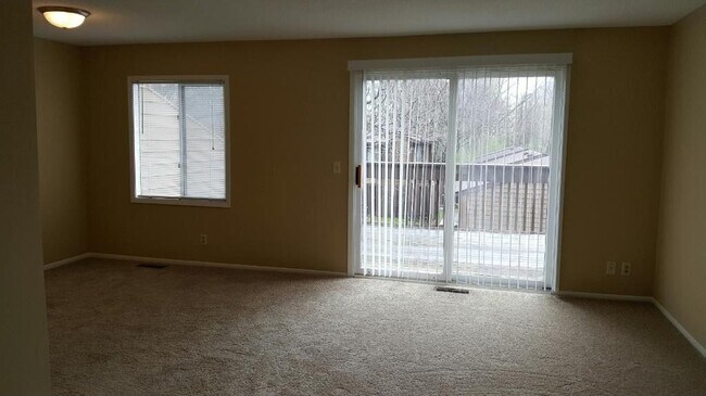 Photo - 247 W Eagle Lake Dr