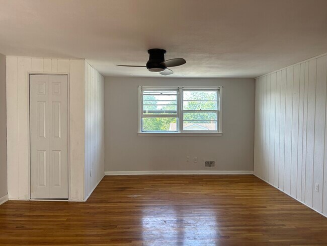 Photo - 14 Borman Dr Unit 2nd Floor