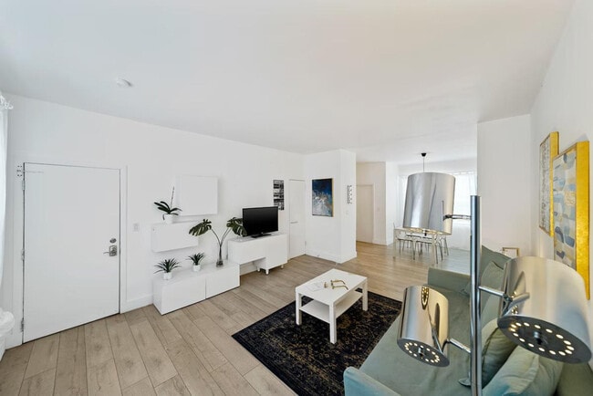 Photo - 1504 Bay Rd Unidad ID1255491P
