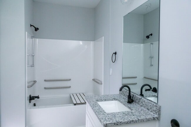 Photo - Tryon Flats Apartments