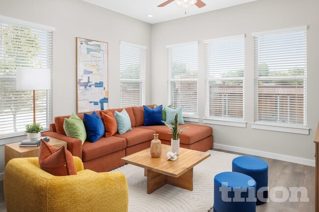 Photo - 3032 Whitetail Ln