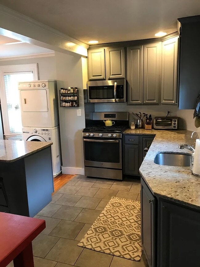 Photo - 15 Chestnut St Unidad 2