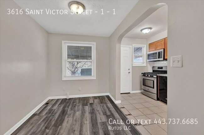 Photo - 3616 St Victor St