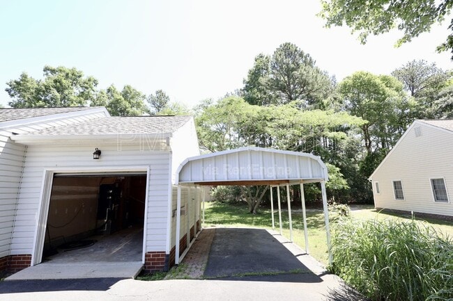 Photo - 9713 Pampas Dr