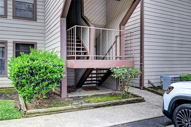 Photo - 12900 Walden Rd Unit 6