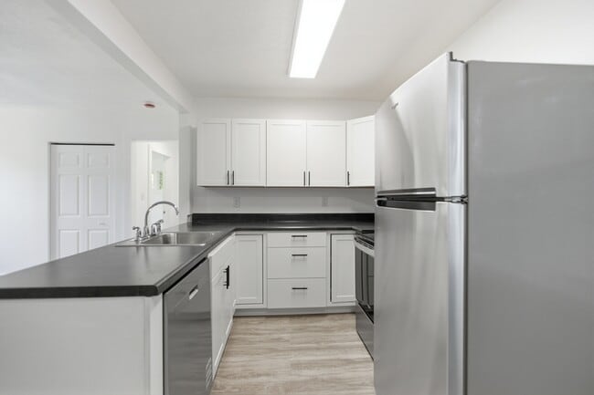 Photo - 2509 Marshall St