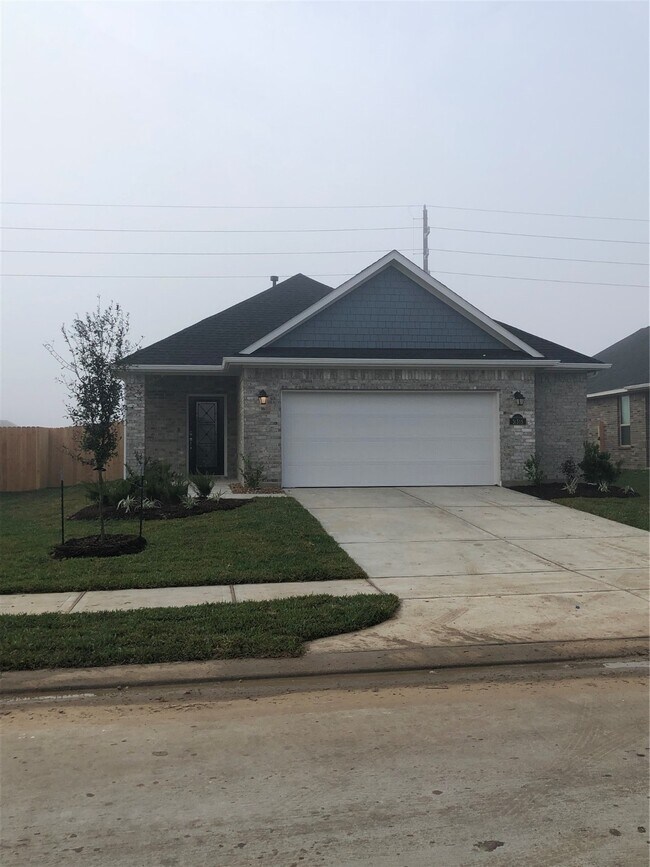 Photo - 31315 Conover Dr