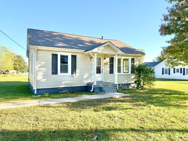 Photo - 211 Sanderson Dr