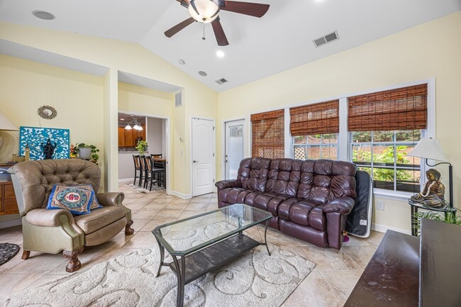 Photo - 1903 Dundalk Rd