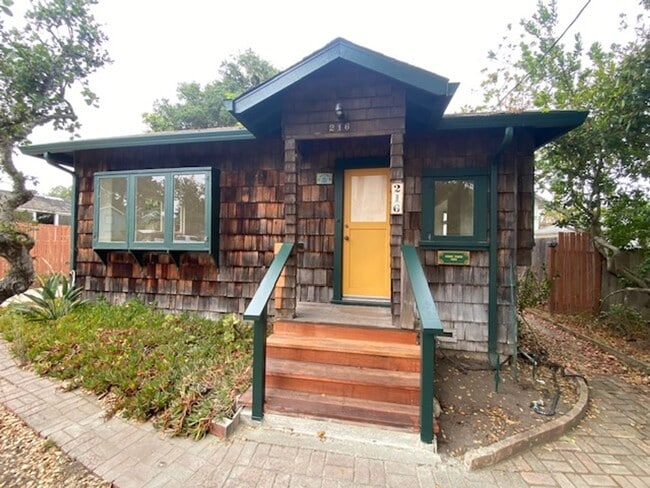 Photo - 17 Mile Drive Cottage!