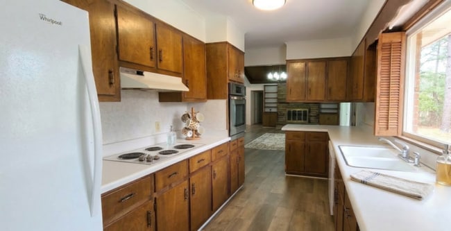 Photo - Spacious Rustic Home Near Amicalola Falls – Perfect for Large Families